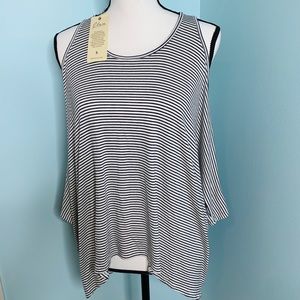 Elan striped top with open shoulders sz small